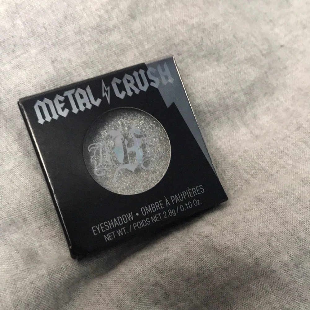 Final price!! BNIB Kat Von D eyeshadow